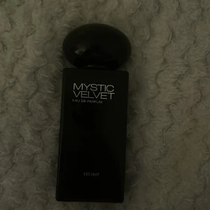 H&M parfym - Endast testad! Perfekt höst / vinter doft ❤️