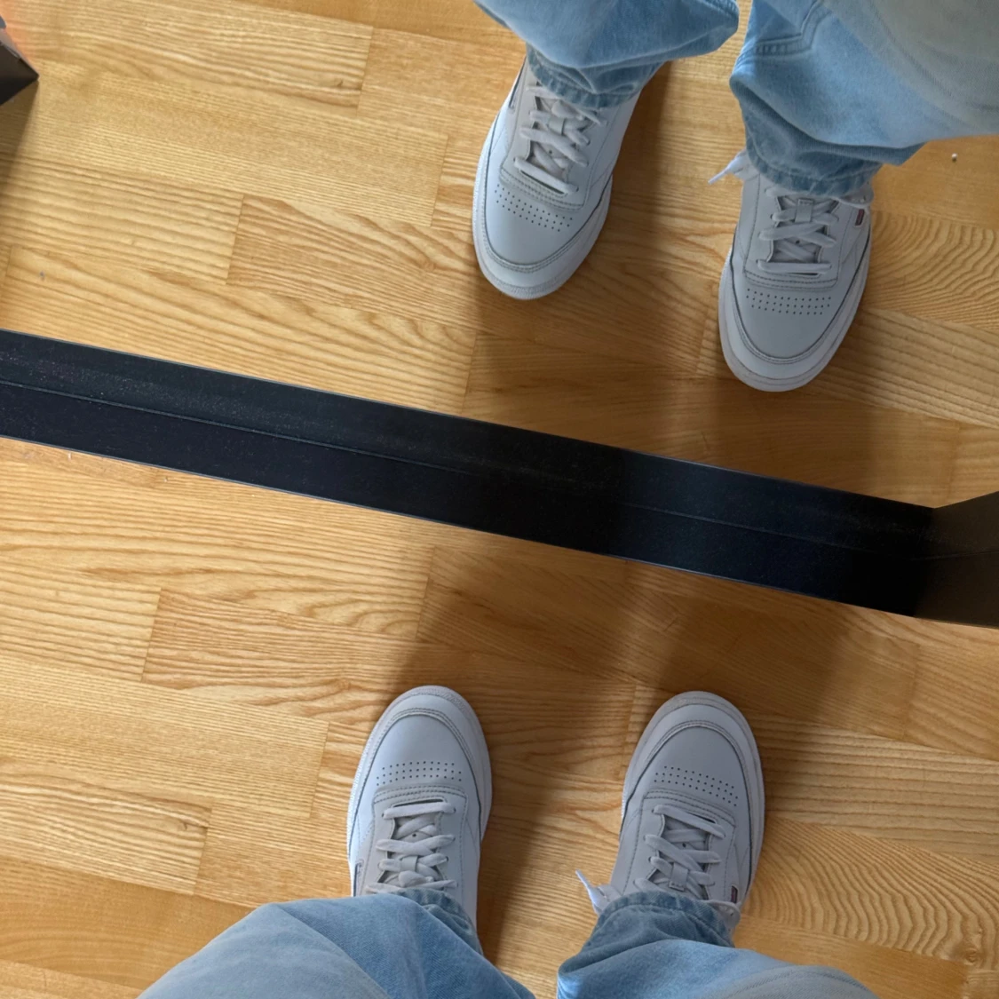 Vita Reebok sneakers i skinn - 2