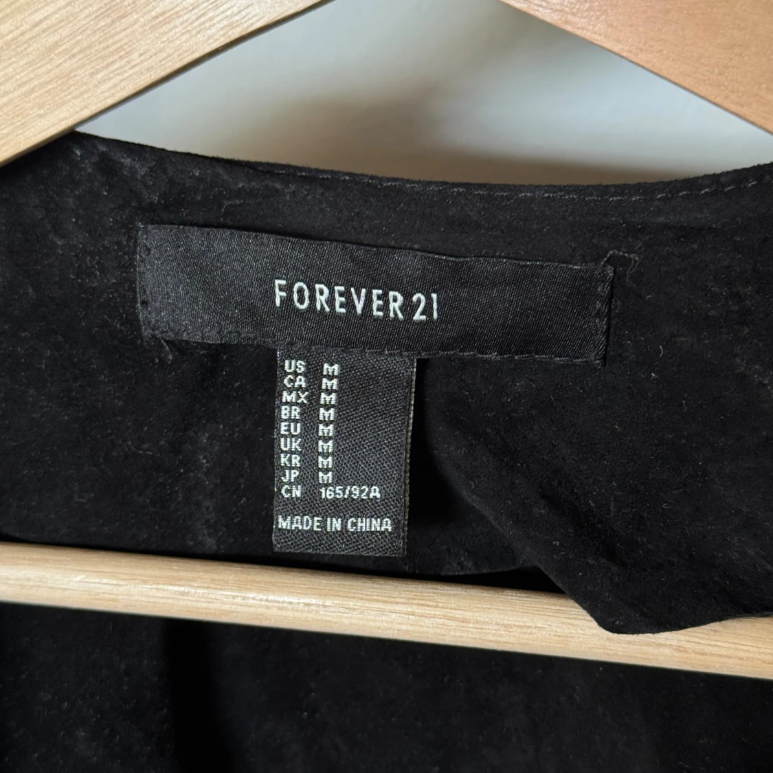 Svart mockajacka med fransar Forever 21 - 3