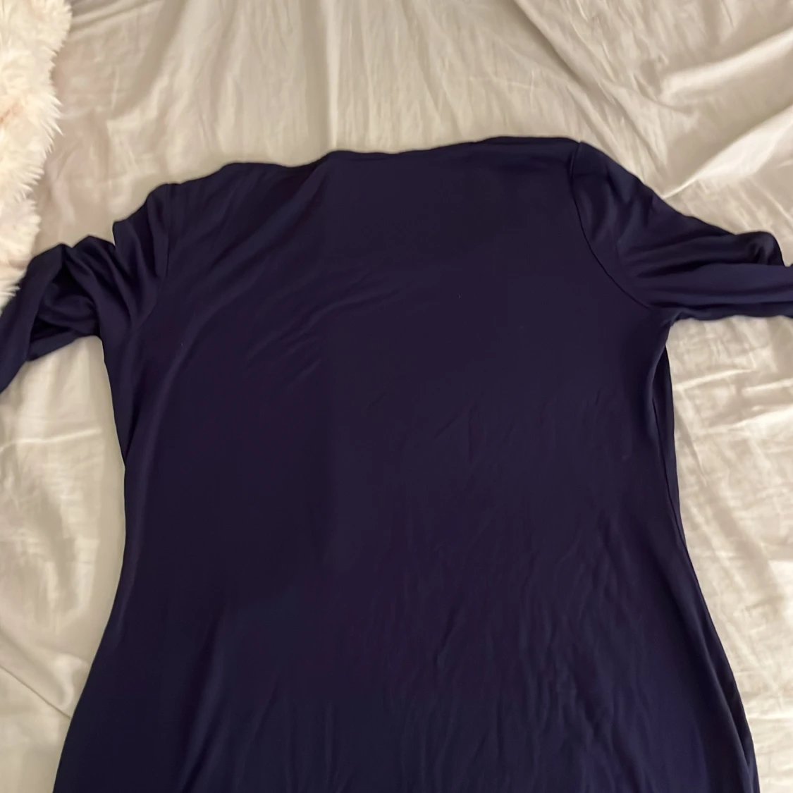 Mörkblå långärmad klänning - 2