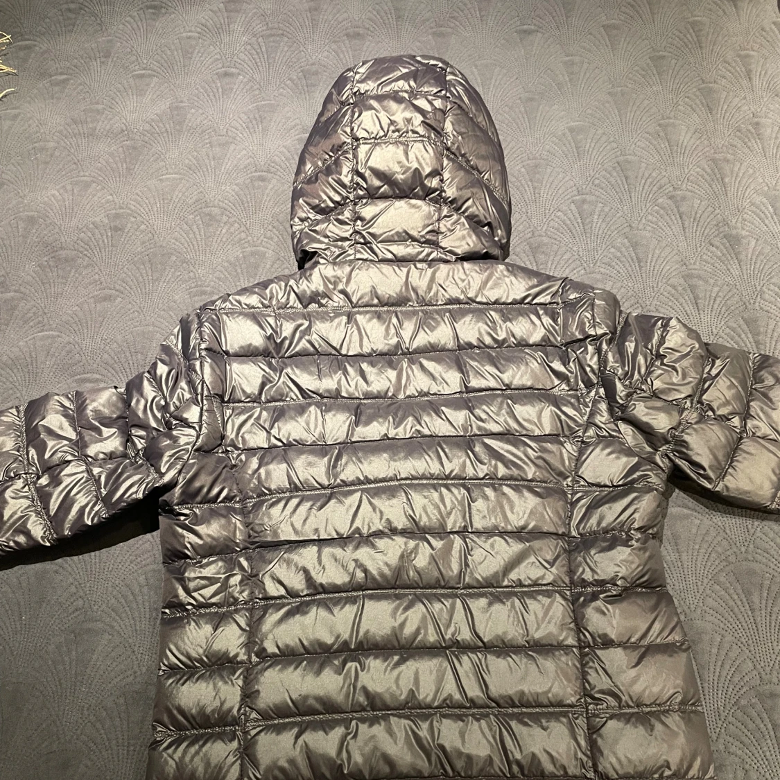 Grå pufferjacka från EA7 Emporio Armani - 2