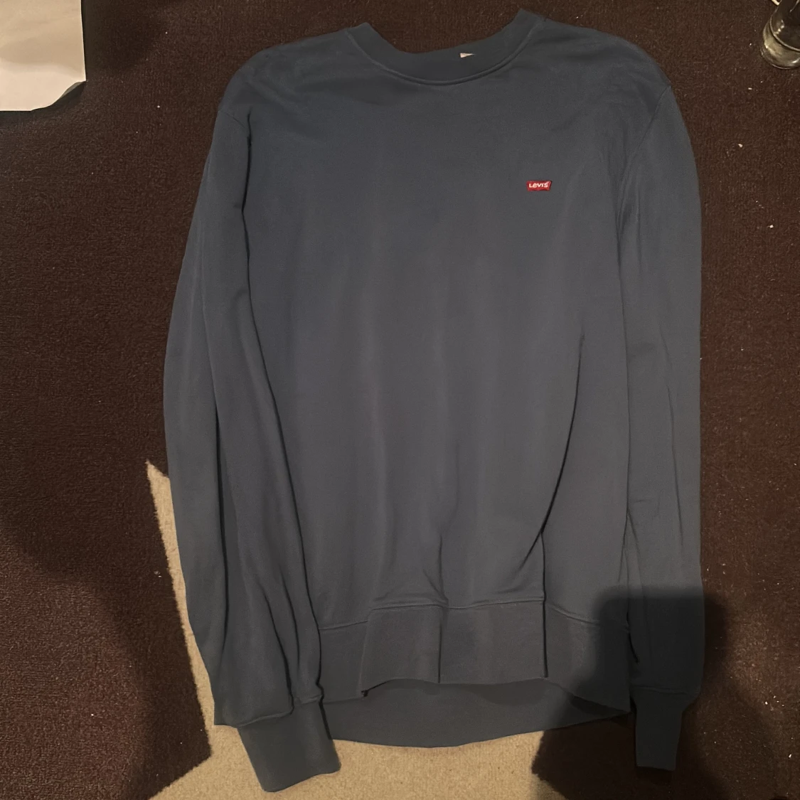 Blå sweatshirt från Levi's, storlek M