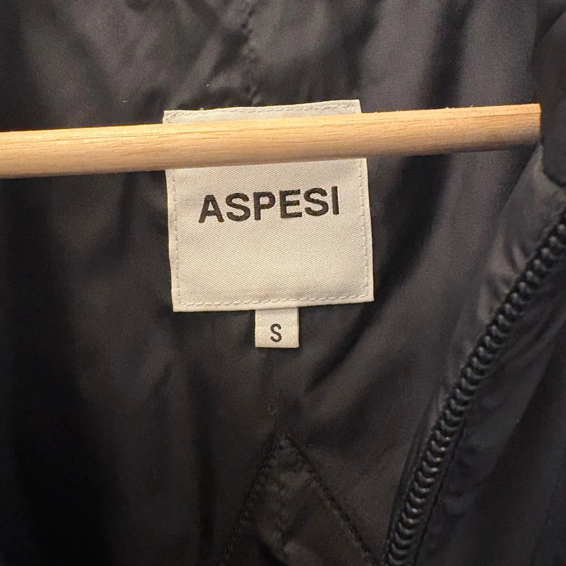 Mörkblå jacka från Aspesi  - 2