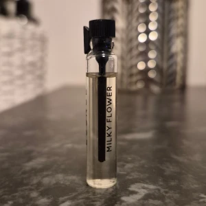 Milky flower - Test från essnce 