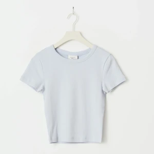 Ljusblå topp - Ljusblå topp som inte kommer till användning💙