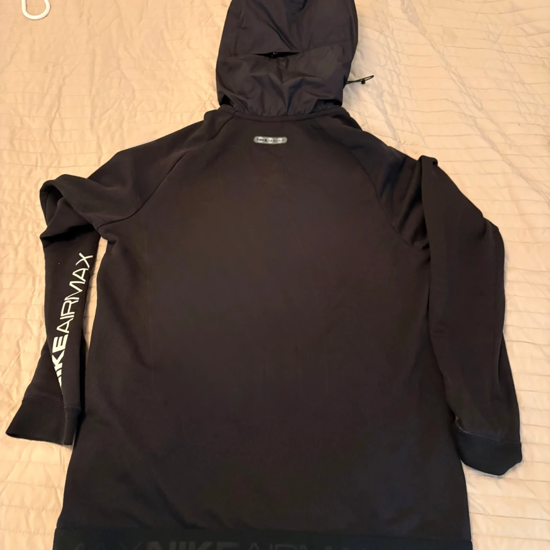 Svart Nike Air Max hoodie size M - 2