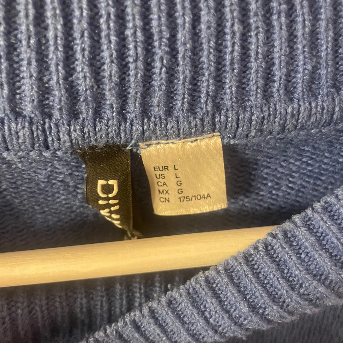 Blå stickad tröja från Divided L - 3