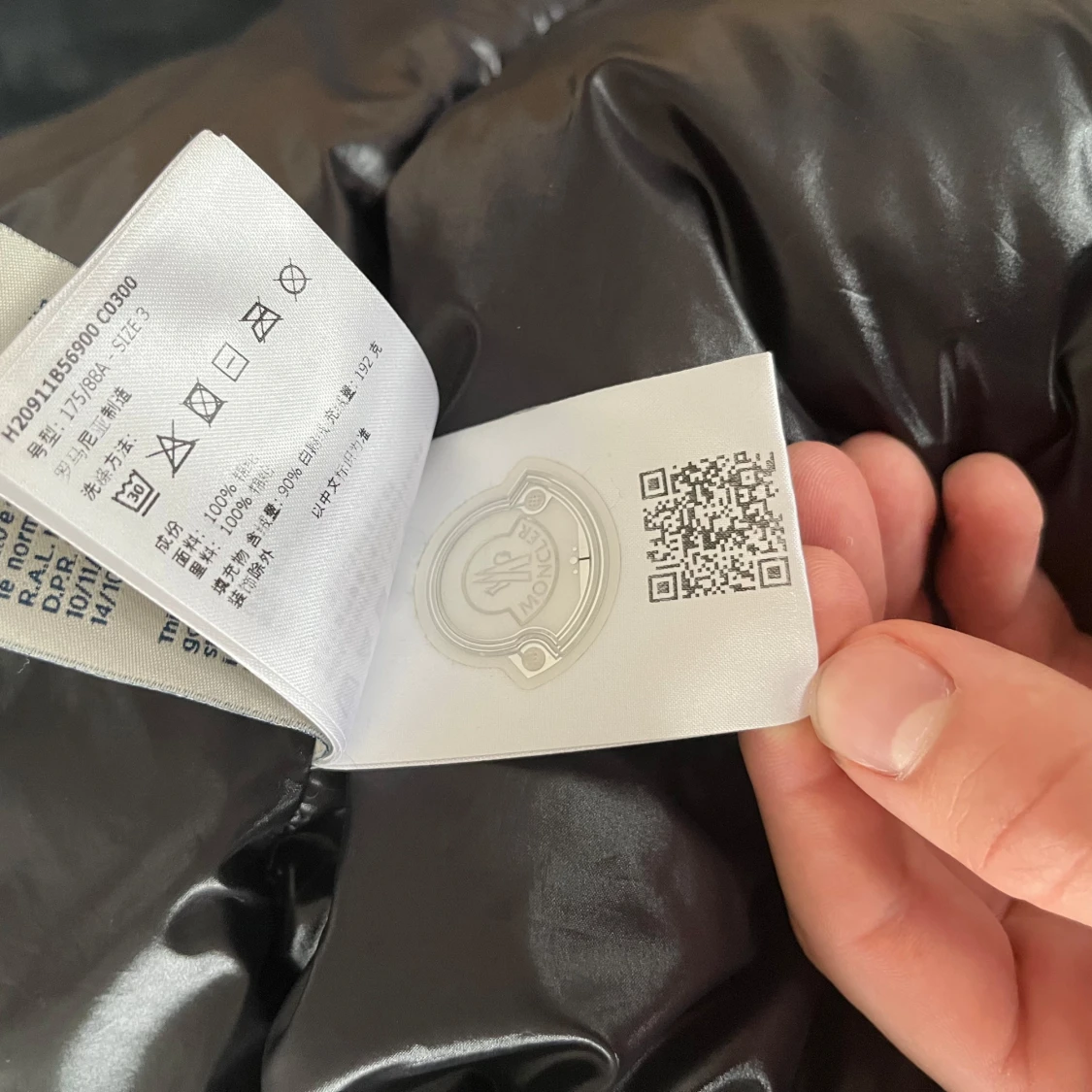 Svart Moncler Montcla hooded down - 3