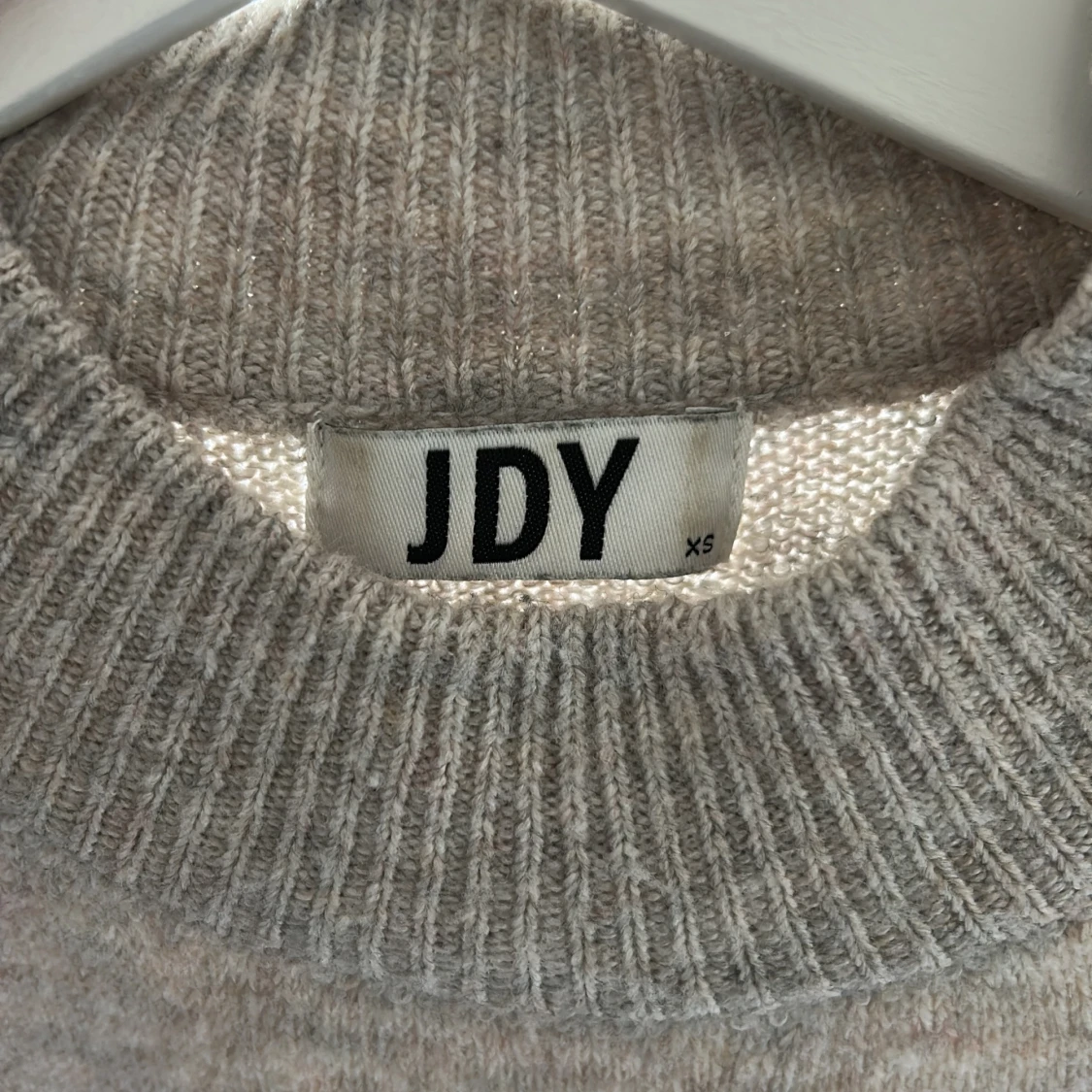 Beige stickad tröja från JDY - 2