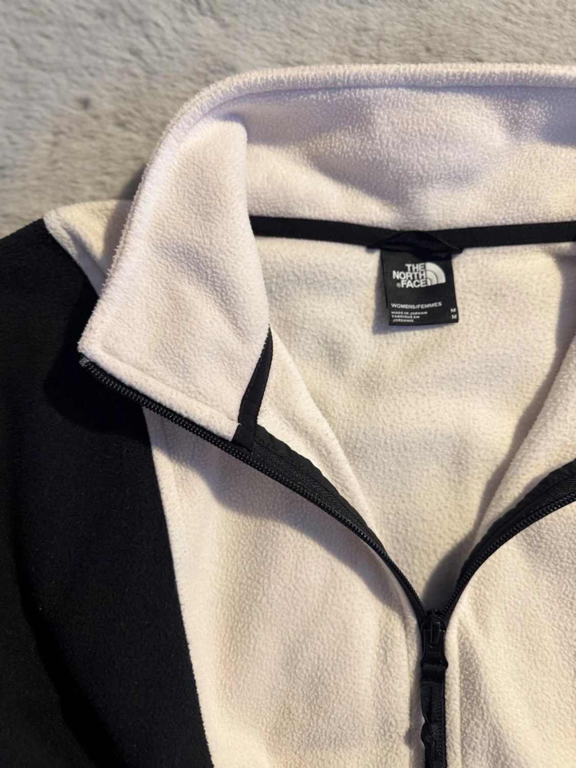 Svartvit fleece-tröja från The North Face - 2
