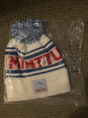 Original Minttu Mössa - Original minttu mössa, helt oanvänd!