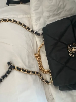 Axelväska - Säljer en jätte fin axelväska 