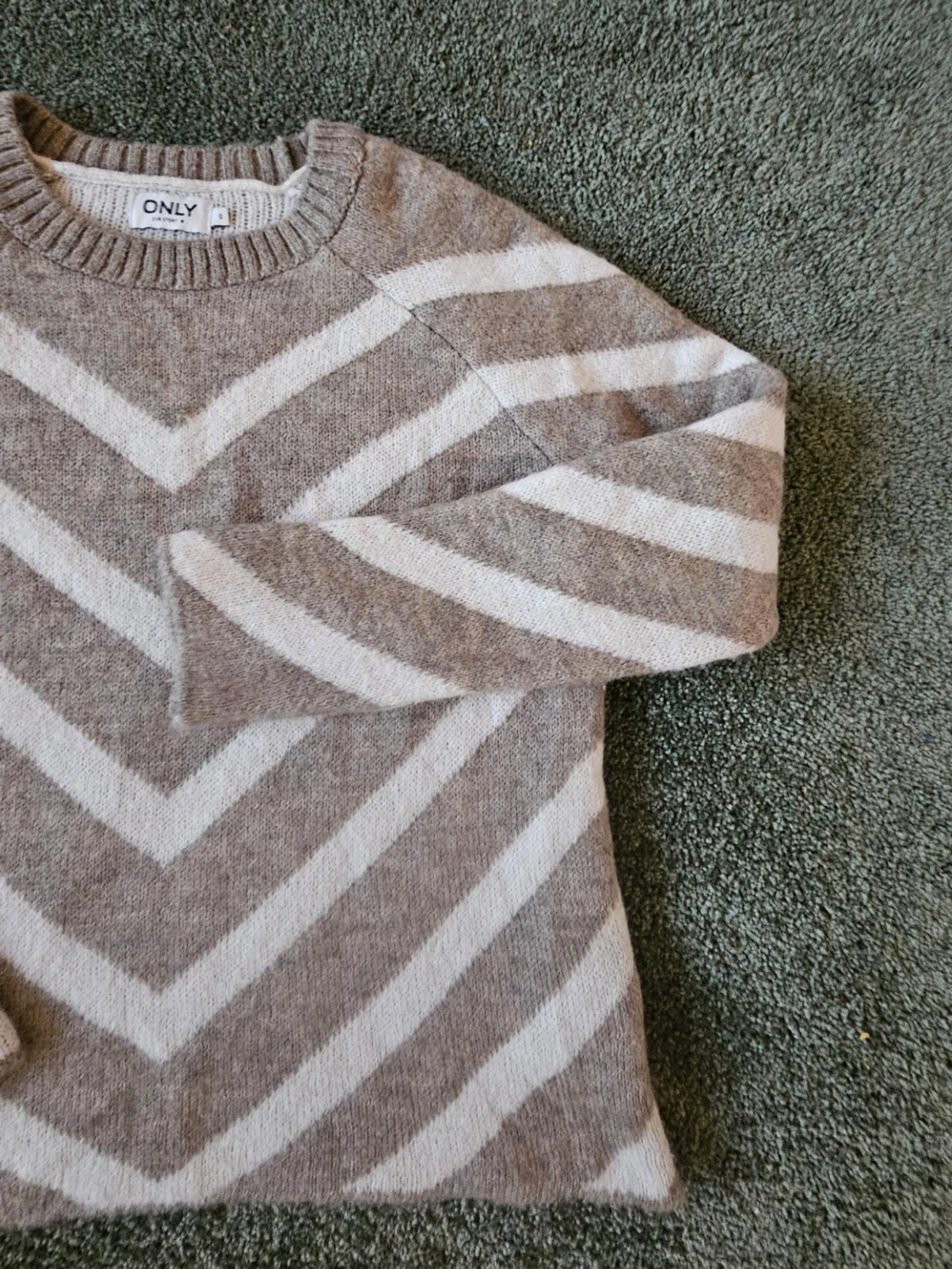 Stickad tröja - only - 1