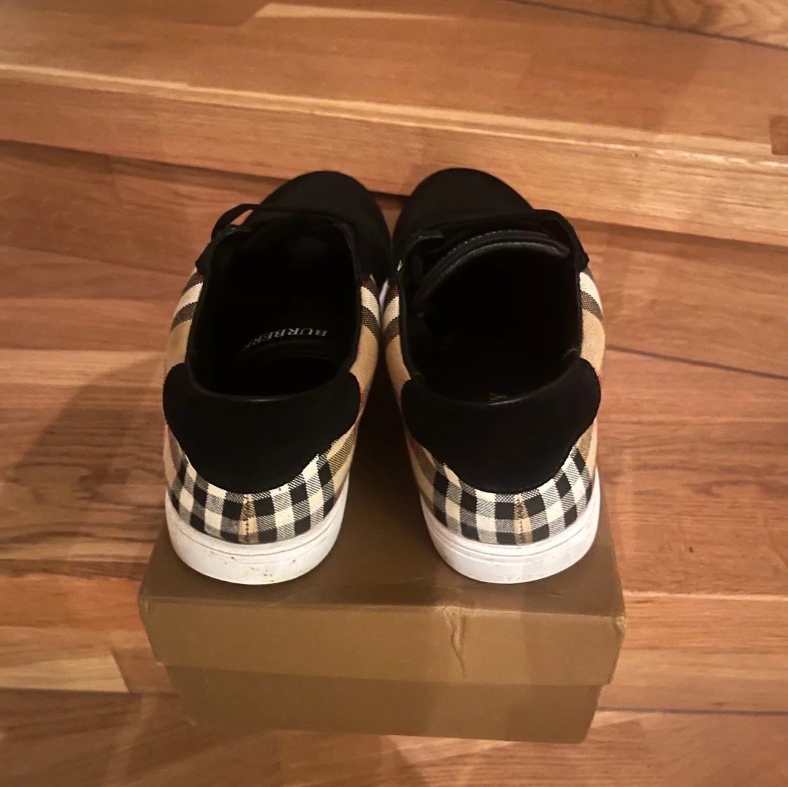 Burberry skor - 1