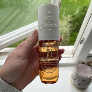 Sol de Janeiro 71 - Säljer denna Sol de Janeiro parfym som jag fick i present då doften inte var något för mig. Endast testad.