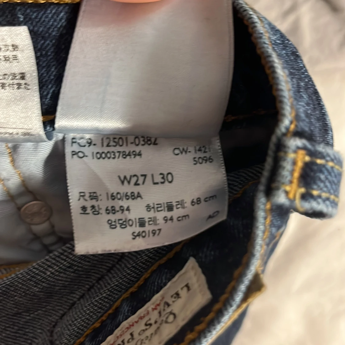 Levi's 501 mörkblå jeans W27 L30 - 2