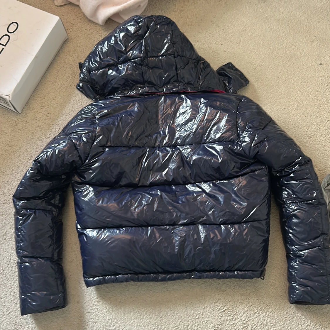 Mörkblå pufferjacka - 1