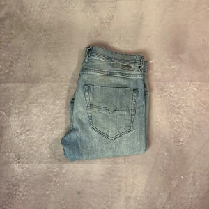 Diesel slim jeans -  fint skick | Size 29/32 | fraktar spårbart inom 24 timmar | för att köpa klicka ”köp nu” | vid frågor eller funderingar skriv en meddelande |