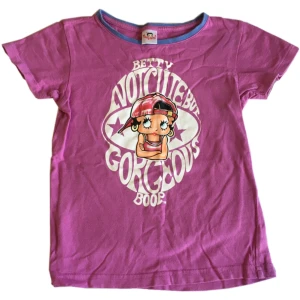 Betty Boop baby-tee tröja/ topp - Vintage Betty Boop topp (OBS! väldigt liten i storleken, är förmodligen en barntröja)