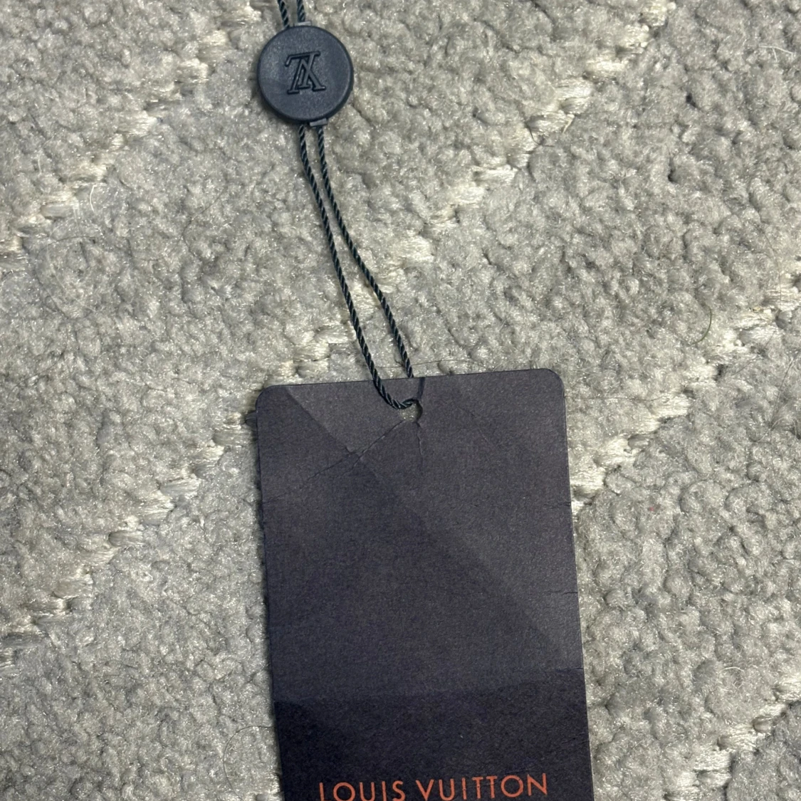 Grå rutig mössa från Louis Vuitton - 3