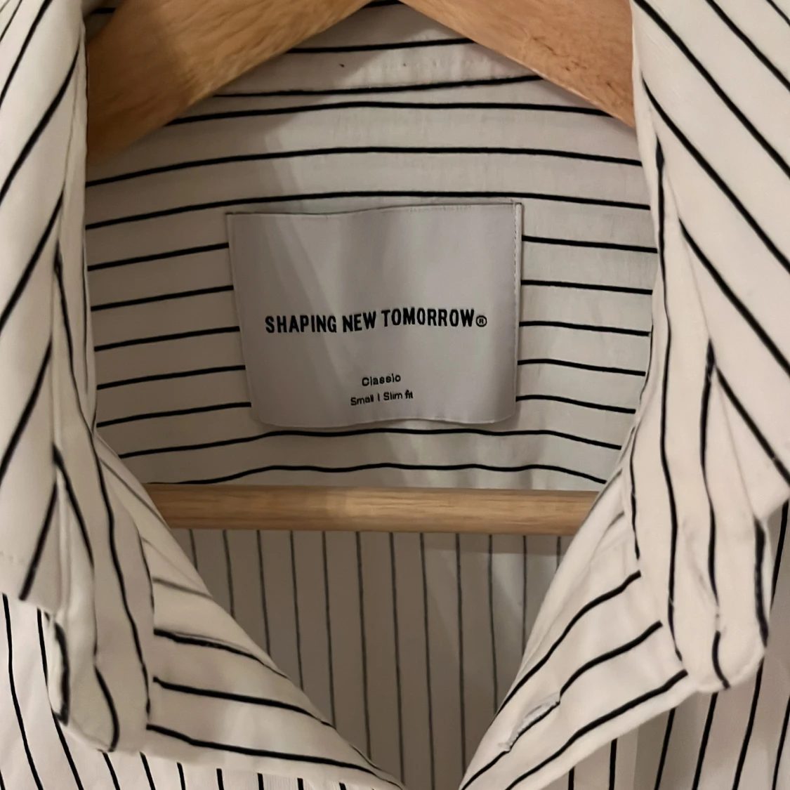 Vit randig skjorta Shaping New Tomorrow - 1