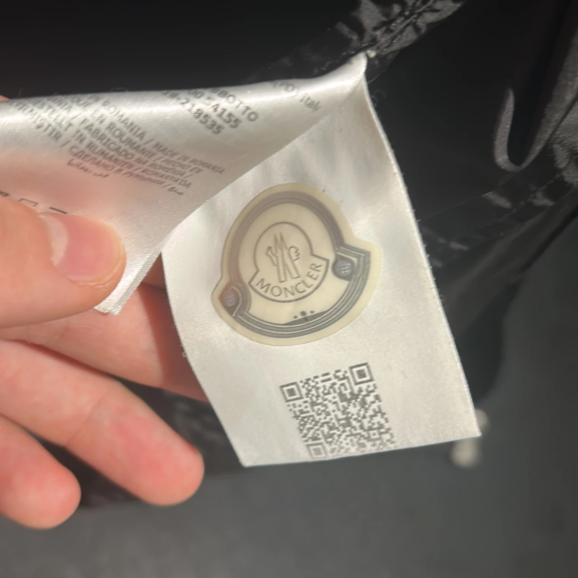 Svart vindjacka från Moncler - 4