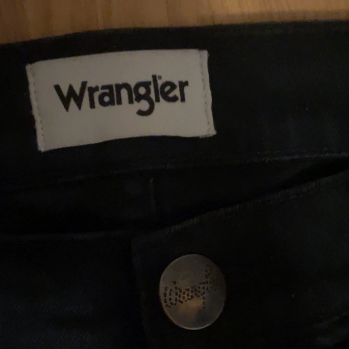 Svarta Wrangler Greensboro jeans W32 L32 - 1