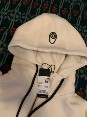 Sail Racing Zip Hoodie – Off White – Size M (New with tags  - Original Sail Racing zip hoodie • Size: M • Color: Off White • Condition: Brand new, never worn • Tags & receipt included  Perfect for everyday wear. Ready to ship.