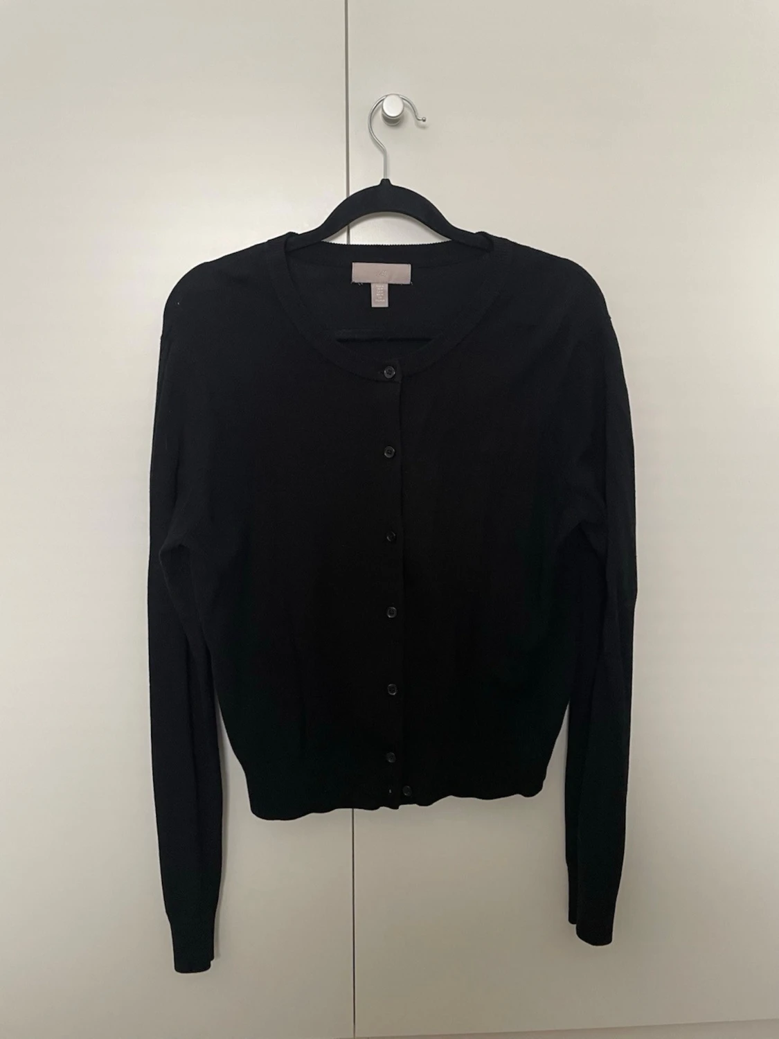 Svart finstickad kofta - 1