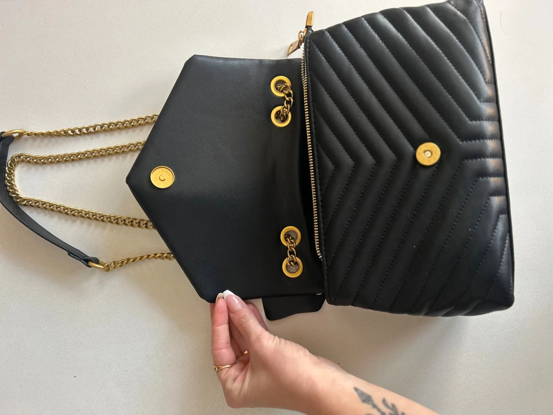 Svart axelremsväska handväska guld kedja skinn läder imitation - 6