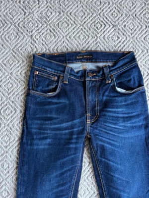 Nudie jeans - Nudie jeans - Modell: Thinn Finn - Storlek: W28/L32 - skick: 9/10 - Nypris runt 2000kr 