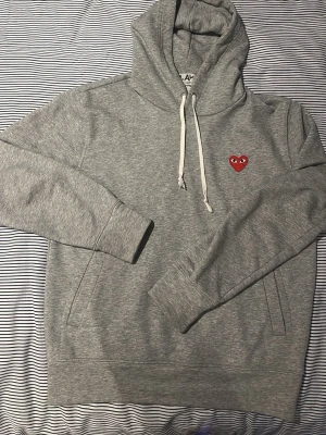 CDG tröja  - Comme des garçons 