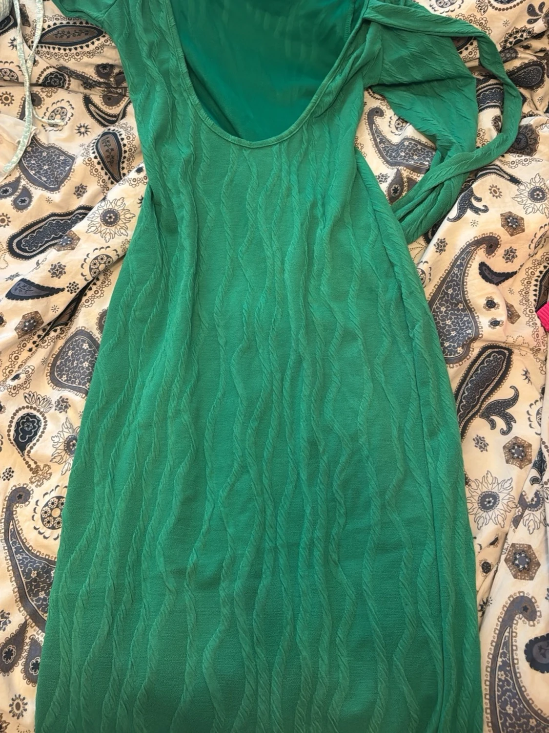 Grön långärmad klänning med knyt - 1