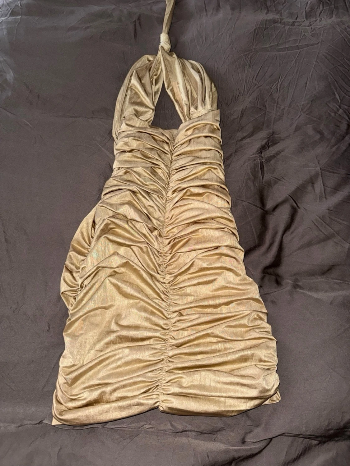 Champagnefärgad omlottklänning - 3