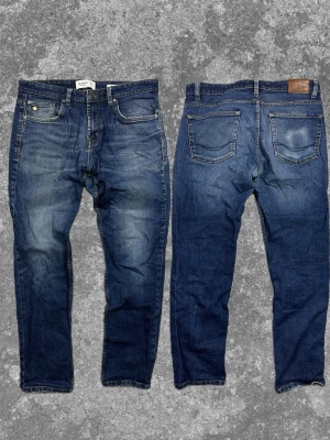 Jeans med wash  - Simpla och passar till all tillfällen. Inga defekter, skriv vid fundering! Mått: A:44 B:73 C:25 D:22 E:20 (cm) 🙏