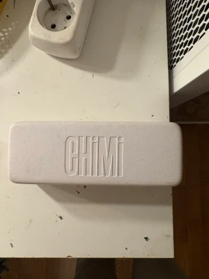 Gula chimi sol glasögon  - Fina gula pilot sol glasögon från chimi i bra skick 