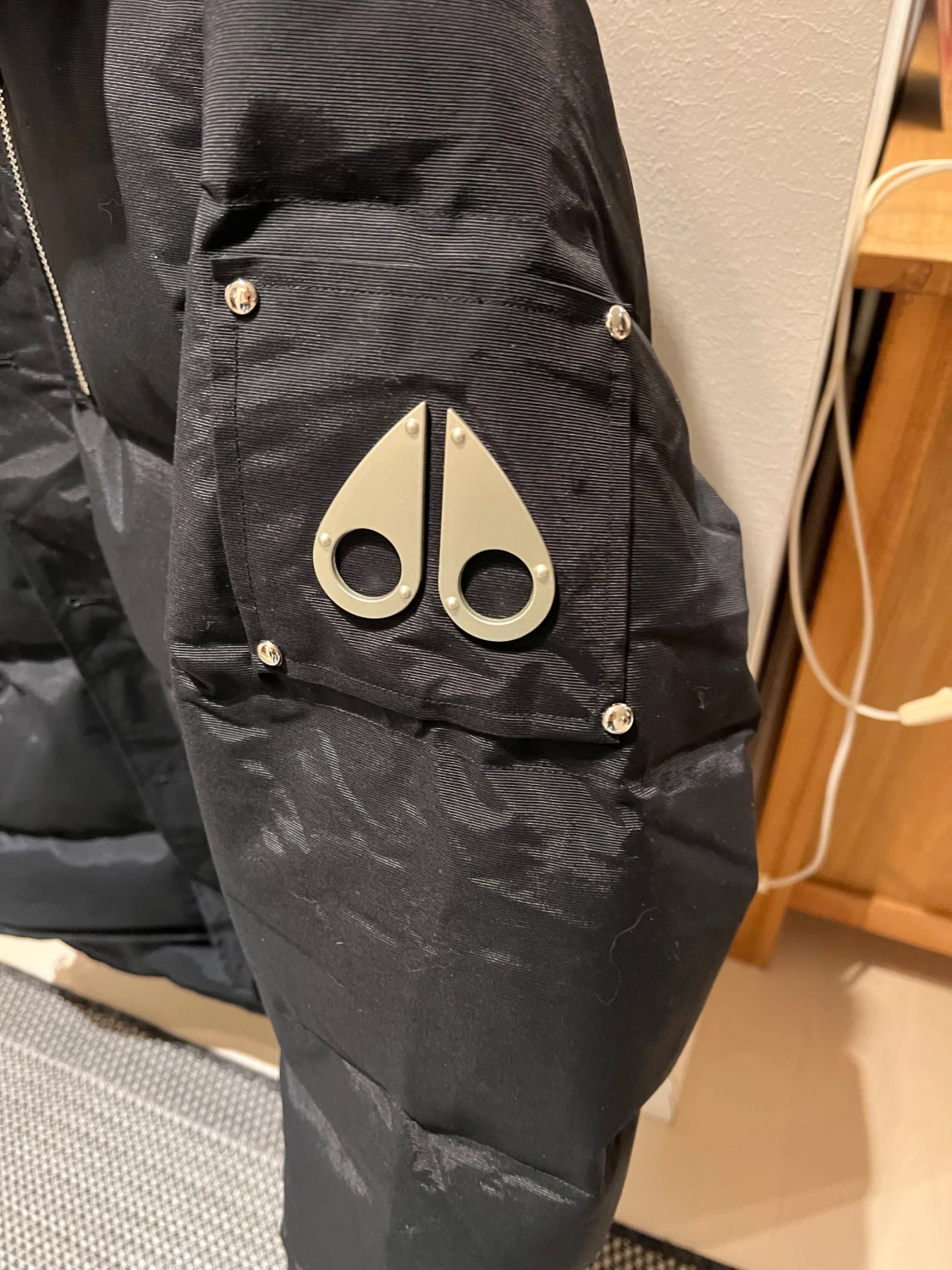 Svart dunjacka från Moose Knuckles - 6