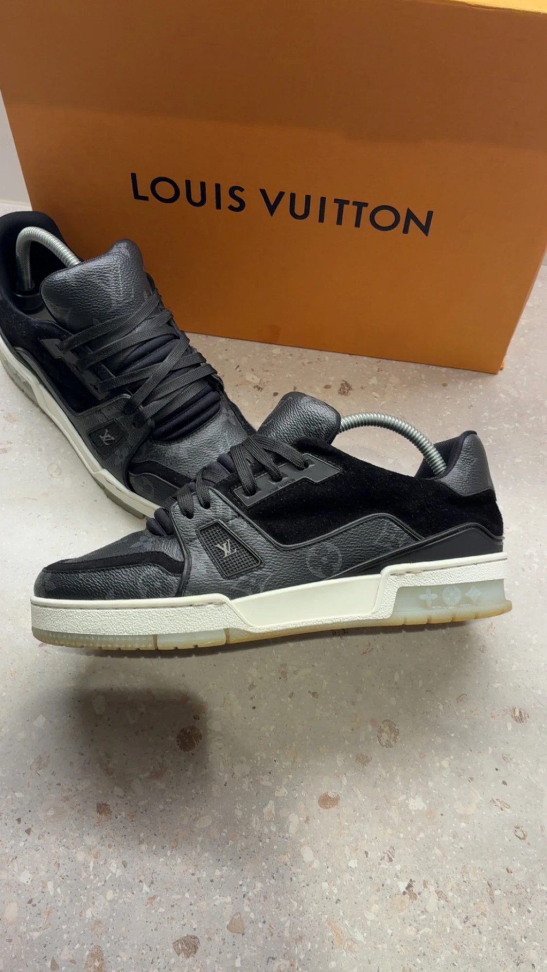 Louis Vuitton sneakers - 1