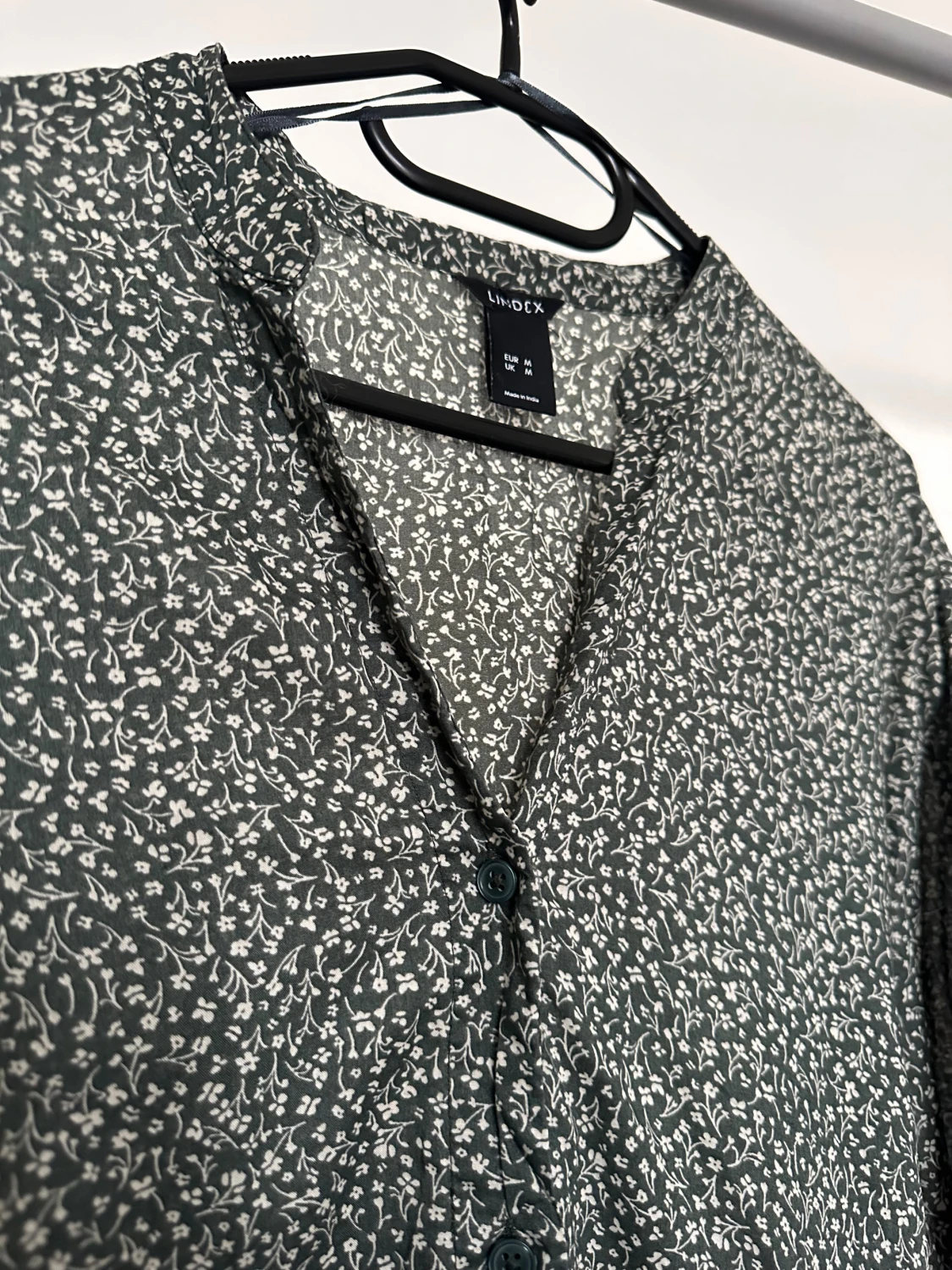 Blus från Lindex - 3