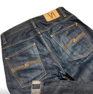 Selvedge nudie jeans - Selvedge jeans från nudie jeans | passformen är Grimtim | storlek: w30 L34 passar även w31 | Det är hög kvalitet och knappast använda | Priset är diskuterbart | skriv vid frågor!
