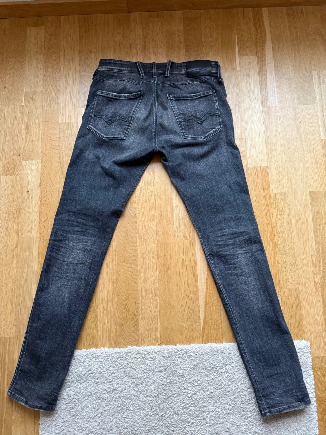 Replay Anbass svarta jeans, slim fit - 2