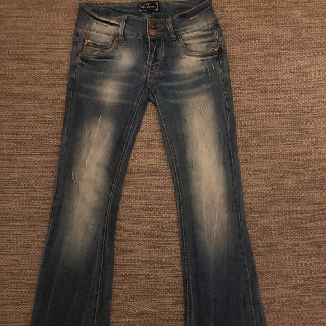 Blå bootcut jeans från Replay - 2