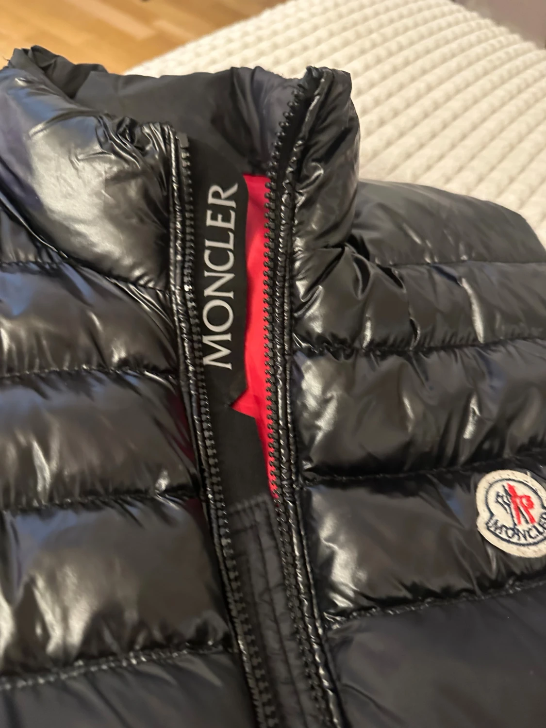 Svart dunväst från Moncler - 6