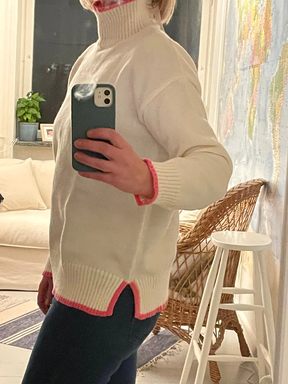 Vit polotröja med rosa kant Meet Me There - 1