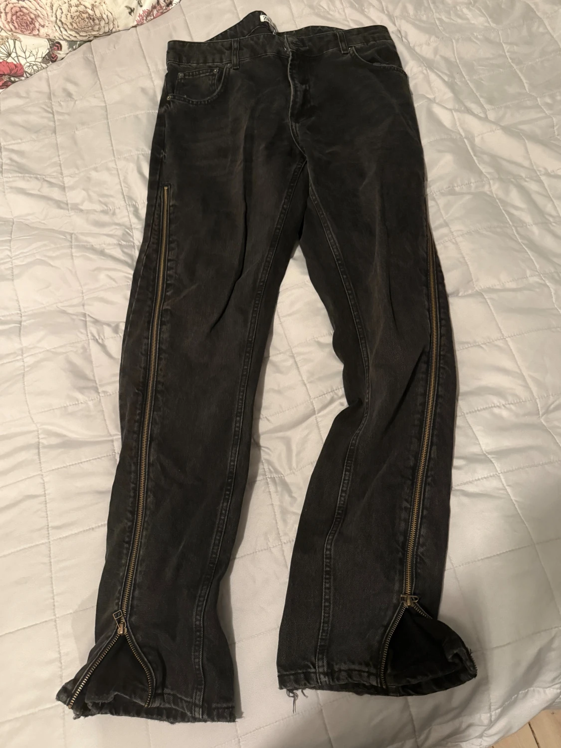 Justerbara flared Zara jeans