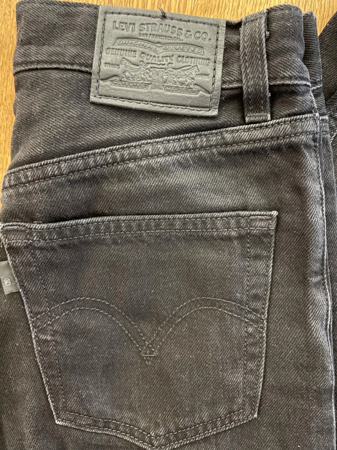 Levis High Loose - 1