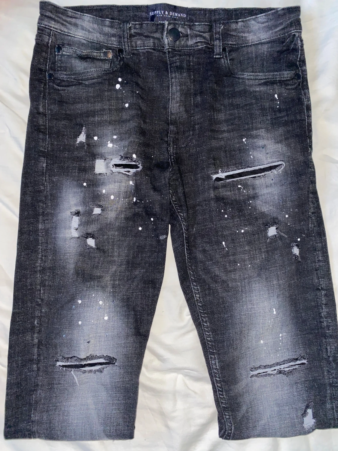 Supply & Demand svarta distressed jeans - 1