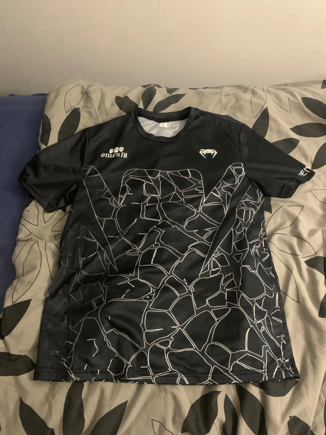 Svart tröja Omerta S