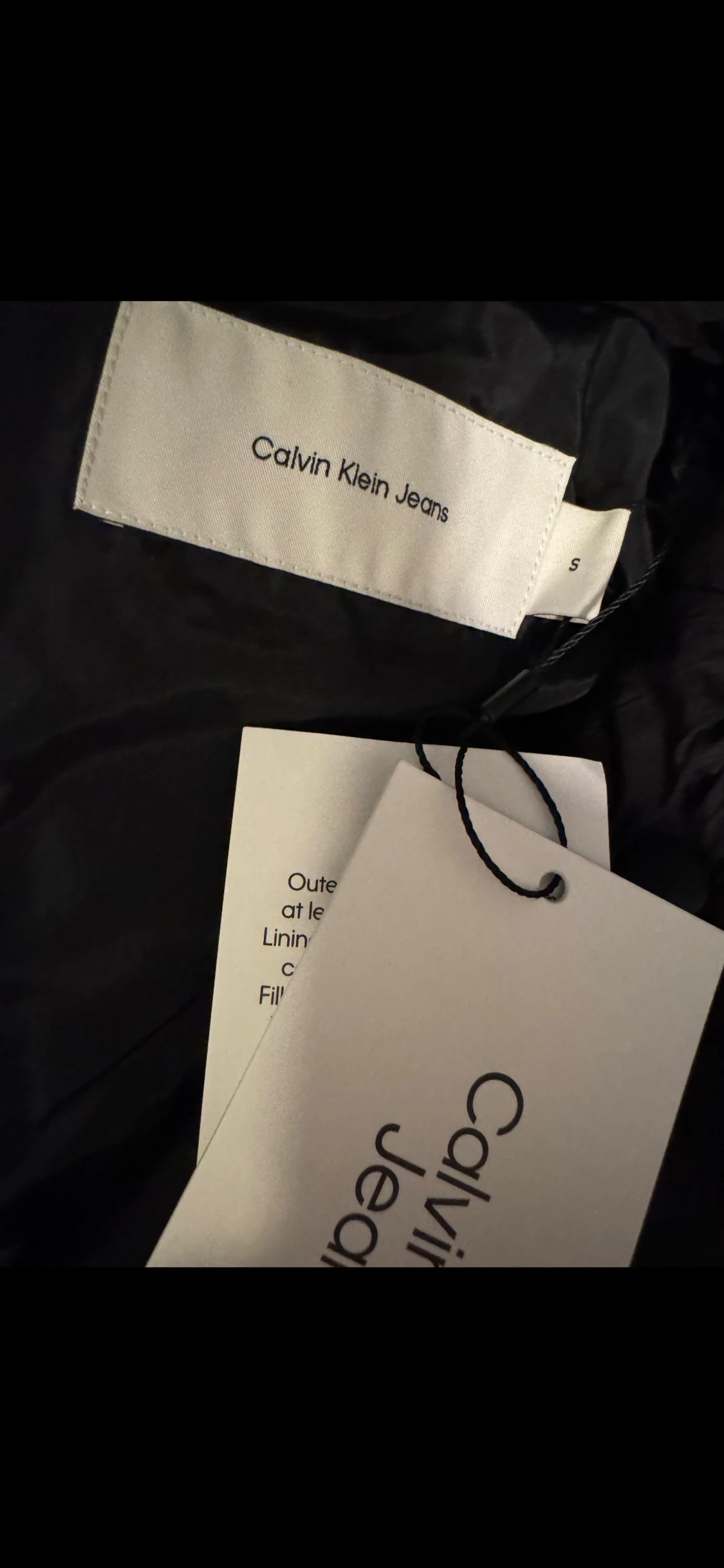 Svart pufferjacka från Calvin Klein - 1