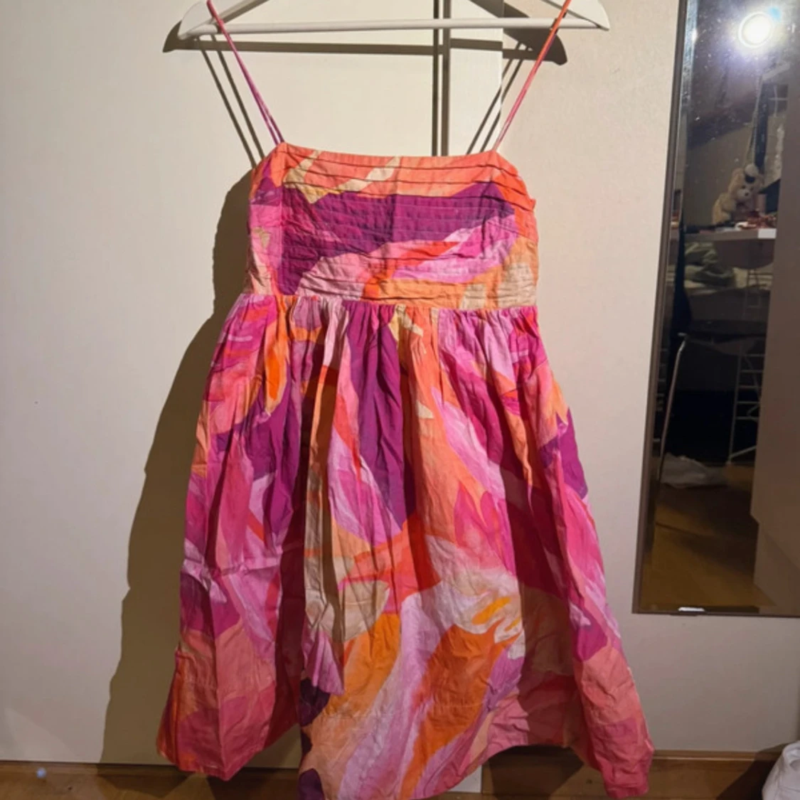 Färgglad  klänning hm - 1